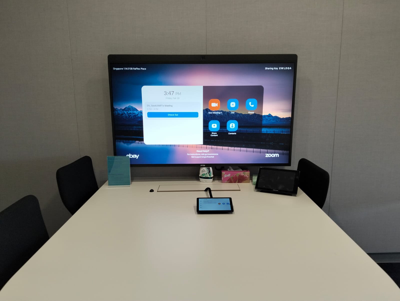 Office audiovisual display environment